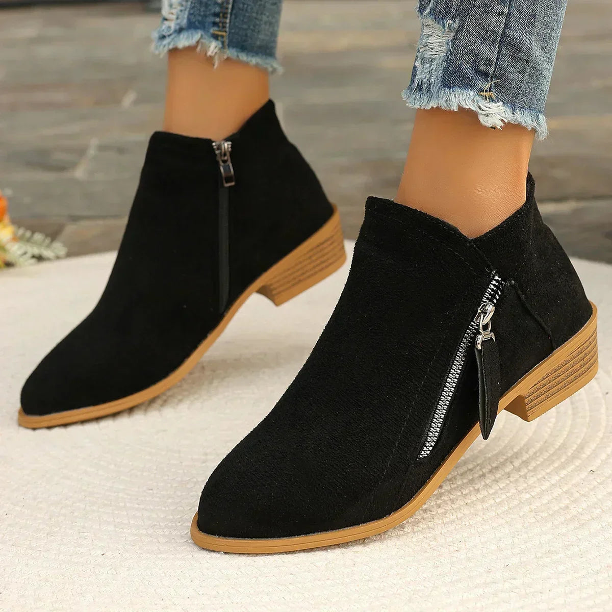 Resistant & Comfortable Boots - Megan